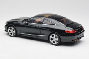 Mercedes S-Class Coupe C217 Smaragd Green Metallic Norev 1:18 B66961244 Diecast - image 7 of 8