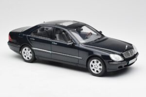 Mercedes S-Class W220 Blue Maisto 1:18 56051 Diecast - image 6 of 8
