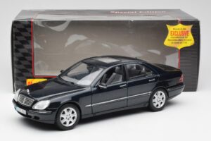 Mercedes S-Class W220 Blue Maisto 1:18 56051 Diecast - image 8 of 8