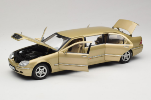 Mercedes S-Class W220 Pullman Gold Metallic Sun Star 1:18 4113 Diecast - image 2 of 8