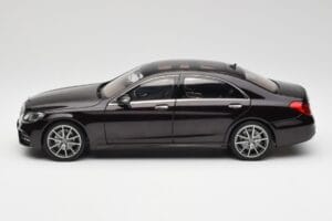 Mercedes S-Class W222 AMG Line Ruby Black Metallic Norev 1:18 183483 Diecast - image 4 of 8