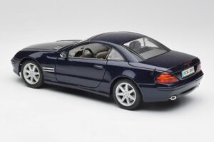 Mercedes SL 500 R230 Blue Maisto 1:18 B66962126 Diecast - image 7 of 8