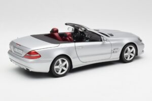 Mercedes SL 500 R230 Cabriolet Iridium Silver Minichamps 1:18 B66962388 Diecast - image 3 of 8