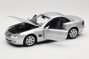 Mercedes SL R129 Silver Minichamps 1:18 B66962133 Diecast - image 3 of 10