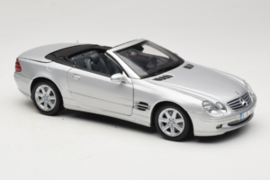 Mercedes SL R129 Silver Minichamps 1:18 B66962133 Diecast - image 8 of 10