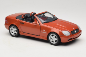Mercedes SLK R170 230 AMG Orange Metallic Minichamps 1:18 B66005227 Diecast - image 7 of 9