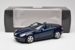 Mercedes SLK R171 Blue Maisto 1:18 B66962190 Diecast - image 8 of 8