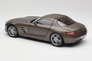 Mercedes SLS AMG C197 Monza Grey Minichamps 1:18 B66960044 Diecast - image 7 of 8