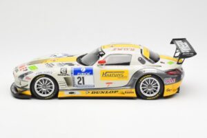 Mercedes SLS AMG GT3 #21 Rowe Racing Arnold / Roloff / Seyffarth / Jäger ADAC 24 Hours Nürburgring 2013 Minichamps 1:18 15113 - image 3 of 6