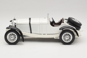 Mercedes SSK White Bburago 1:18 3009-P3 Diecast - image 3 of 6