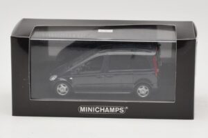 Mercedes Vaneo Dark Blue Minichamps 1:43 400031200 Diecast - image 4 of 4