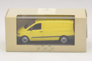 Mercedes Vito W638 Yellow Minichamps 1:43 B67871200-R1 Diecast - image 4 of 4