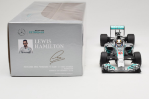 Mercedes W05 #44 L. Hamilton Mercedes AMG Petronas Chinese Grand Prix Winner 2014 Minichamps 1:18 110140244 Diecast - image 6 of 7