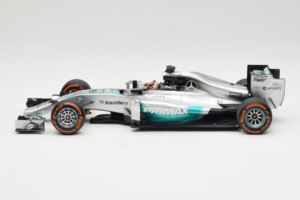 Mercedes W05 #44 L. Hamilton Mercedes AMG Petronas Malaysian Grand Prix Winner 2014 Minichamps 1:18 110140144 Diecast - image 3 of 7