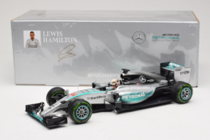 Mercedes W06 #44 L. Hamilton Mercedes AMG Petronas United States Grand Prix Winner World Champion 2015 Minichamps 1:18 110150 - image 7 of 7