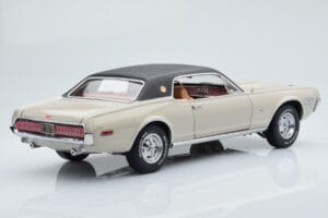 Mercury Cougar XR7-G Fawn Sun Star 1:18 1572 Diecast - image 3 of 8