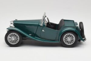 MG TC Midget Shires Green Road Legends 1:18 92468 Diecast - image 4 of 8