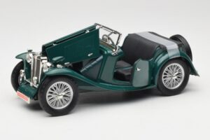 MG TC Midget Green American Mint 1:18 3048191 Diecast - image 2 of 8