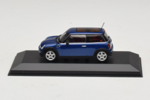 Mini Cooper Blue Minichamps 1:43 MINI009 Diecast