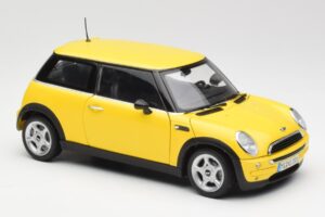Mini Cooper One R50 Aerodynamics Package Yellow Kyosho 1:18 80430148553 Diecast - image 6 of 8