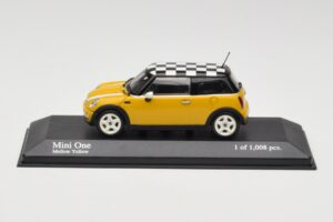 MINI One R50 Yellow Minichamps 1:43 431138104 Diecast