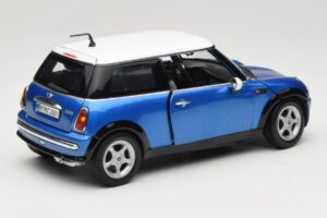 Mini Cooper R50 Blue With White Roof Mondo Motors 1:18 MINI004 Diecast - image 3 of 8