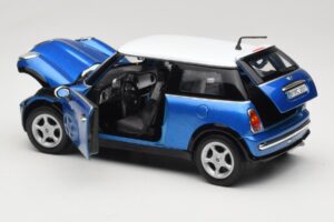 Mini Cooper R50 Blue With White Roof Mondo Motors 1:18 MINI004 Diecast - image 5 of 8