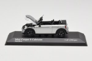 Mini Cooper S R57 Cabriolet Silver Minichamps 1:43 431138830 Diecast - image 5 of 6
