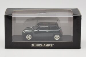 Mini Cooper S R53 Green With Stripes Minichamps 1:43 MINI006 Diecast - image 2 of 4