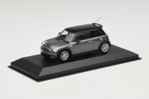Mini Cooper S Grey Metallic Minichamps 1:43 80420148551-R1 Diecast - image 2 of 4
