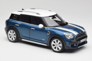 Mini Countryman F60 Island Blue & White Kyosho 1:18 80432447940 Diecast - image 6 of 8