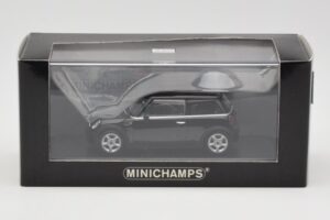 Mini One R50 Black With Black Roof Minichamps 1:43 MINI005 Diecast - image 4 of 5