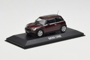 Mini One R50 Dark Red With Black Roof Minichamps 1:43 MINI008 Diecast - image 2 of 5