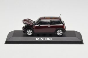 Mini One R50 Dark Red With Black Roof Minichamps 1:43 MINI008 Diecast - image 5 of 5