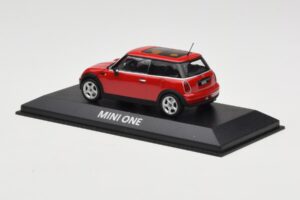 Mini One R50 Red With Red Roof Minichamps 1:43 MINI001 Diecast - image 3 of 5