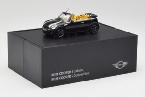 Mini Cooper S R57 Cabriolet Black Minichamps 1:43 80422148818 Diecast - image 4 of 4