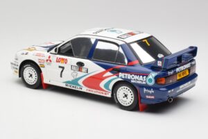Mitsubishi Lancer Evo 3 Group A #4 T. Makinen / S. Harjanne Rally Australia 1996 Otto 1:18 OT475 Resin - image 5 of 6