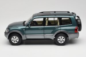 Mitsubishi Pajero V73 Green YC Model 1:18 241218040101010215 Diecast - image 4 of 8