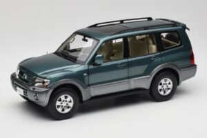Mitsubishi Pajero V73 Green YC Model 1:18 241218040101010215 Diecast