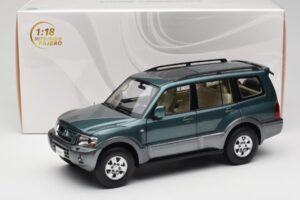 Mitsubishi Pajero V73 Green YC Model 1:18 241218040101010215 Diecast - image 8 of 8