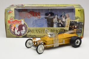 Munsters Dragula Movie Car Joyride 1:18 33266 Diecast - image 8 of 8