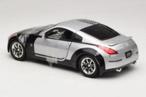 Nissan 350Z Fast & Furious Tokyo Drift Joyride 1:18 53608A Diecast - image 5 of 6