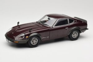 Nissan Fairlady 240Z-G S30 Maroon Kyosho 1:18 08212M Diecast