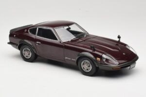 Nissan Fairlady 240Z-G S30 Maroon Kyosho 1:18 08212M Diecast - image 6 of 8