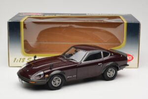 Nissan Fairlady 240Z-G S30 Maroon Kyosho 1:18 08212M Diecast - image 8 of 8