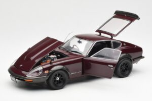 Nissan Fairlady 240ZG Brown Kyosho 1:18 08217M Diecast - image 2 of 8
