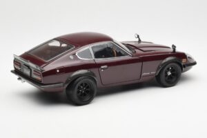 Nissan Fairlady 240ZG Brown Kyosho 1:18 08217M Diecast - image 3 of 8