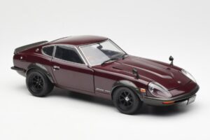 Nissan Fairlady 240ZG Brown Kyosho 1:18 08217M Diecast - image 6 of 8