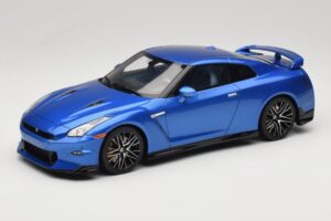 Nissan GT-R R35 Skyline Edition Bayside Blue GT Spirit 1:18 GT521 Resin