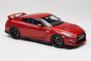 Nissan GT-R R35 Track Edition NISMO Vibrant Red MotorHelix 1:18 M83511 Diecast - image 6 of 8
